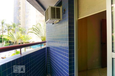 Apartamento para alugar com 71m², 2 quartos e 1 vagaVaranda do Quarto 2