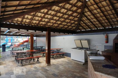 Apartamento para alugar com 71m², 2 quartos e 1 vagaÁrea comum - Churrasqueira