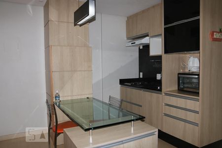 Cozinha de apartamento para alugar com 1 quarto, 44m² em Asa Norte, Brasília