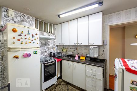 Apartamento à venda com 100m², 4 quartos e sem vagaCozinha 