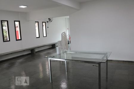 Apartamento para alugar com 48m², 2 quartos e 1 vagaÁrea comum - Salão de festas