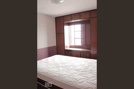 Dormitório 1 de apartamento para alugar com 2 quartos, 48m² em Brás , São Paulo