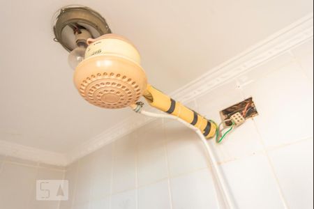 Apartamento à venda com 73m², 2 quartos e 1 vagaChuveiro 