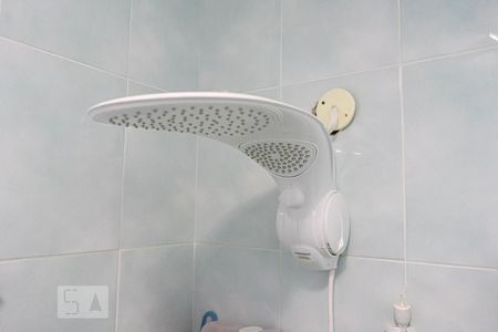 Casa à venda com 180m², 3 quartos e 2 vagas Casa à venda com 180m², 3 quartos e 2 vagasBanheiro