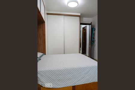 Casa à venda com 180m², 3 quartos e 2 vagas Casa à venda com 180m², 3 quartos e 2 vagasQuarto 1 - Suíte