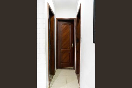 Corredor de casa à venda com 3 quartos, 180m² em Vila da Penha, Rio de Janeiro