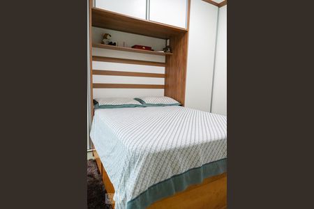 Casa à venda com 180m², 3 quartos e 2 vagas Casa à venda com 180m², 3 quartos e 2 vagasQuarto 1 - Suíte