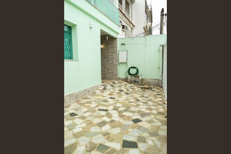 Casa à venda com 180m², 3 quartos e 2 vagas Casa à venda com 180m², 3 quartos e 2 vagasGaragem