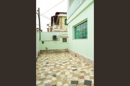 Casa à venda com 180m², 3 quartos e 2 vagas Casa à venda com 180m², 3 quartos e 2 vagasGaragem