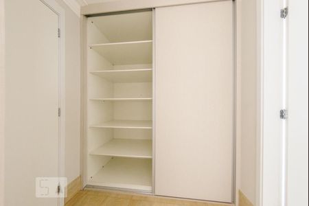 Apartamento para alugar com 164m², 4 quartos e 2 vagasCloset - Suite 3