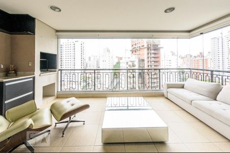 Sacada 1 da Sala de apartamento para alugar com 4 quartos, 164m² em Cambuí, Campinas
