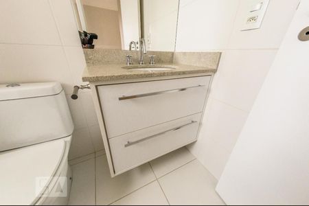 Apartamento para alugar com 164m², 4 quartos e 2 vagasBanheiro - Suite 1