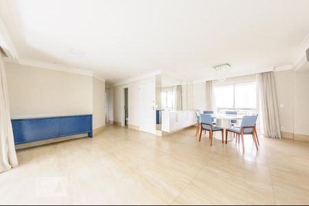 Sala de apartamento para alugar com 4 quartos, 164m² em Cambuí, Campinas