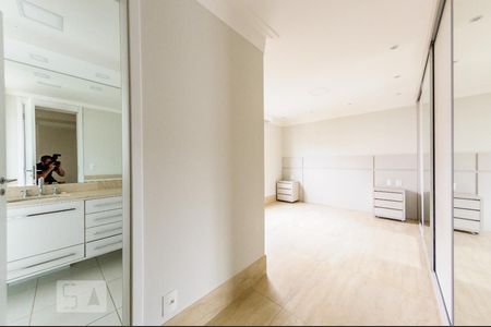 Apartamento para alugar com 164m², 4 quartos e 2 vagasCloset - Suite 3 
