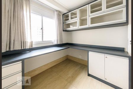 Apartamento para alugar com 164m², 4 quartos e 2 vagasQuarto 1