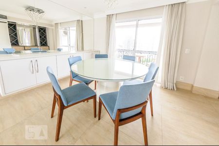 Sala de apartamento para alugar com 4 quartos, 164m² em Cambuí, Campinas