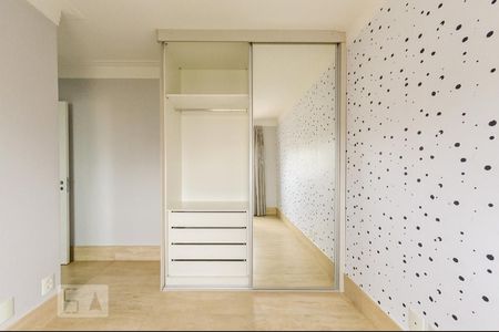 Apartamento para alugar com 164m², 4 quartos e 2 vagasQuarto - Suite 2