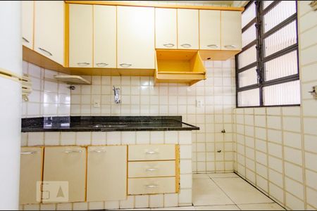 Apartamento para alugar com 110m², 3 quartos e 1 vaga Apartamento para alugar com 110m², 3 quartos e 1 vagaCozinha
