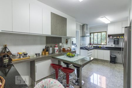 Apartamento à venda com 326m², 4 quartos e 4 vagasCozinha