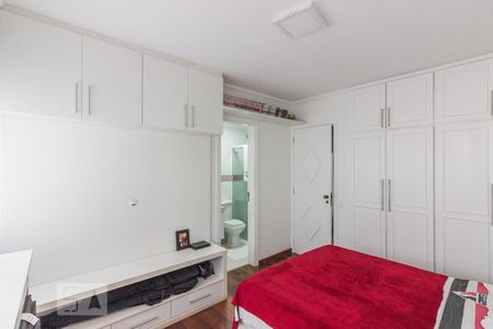 Apartamento à venda com 326m², 4 quartos e 4 vagasSuite 2