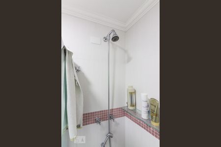 Apartamento à venda com 326m², 4 quartos e 4 vagasBanheiro Suite 2