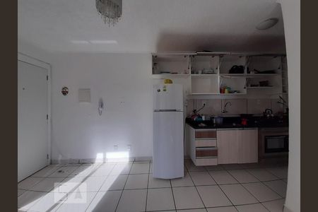 Cozinha de apartamento à venda com 2 quartos, 43m² em Glória, Porto Alegre