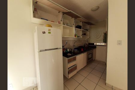 Cozinha de apartamento à venda com 2 quartos, 43m² em Glória, Porto Alegre