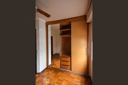 Apartamento para alugar com 60m², 2 quartos e 1 vagaQuarto 2 - suíte