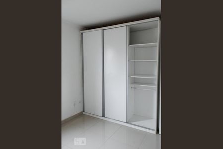 Apartamento à venda com 82m², 3 quartos e 2 vagasQuarto 3