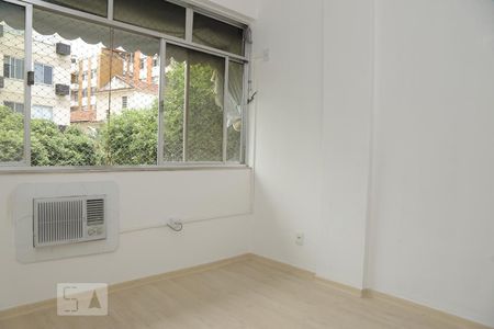 Quarto 1 de apartamento para alugar com 2 quartos, 77m² em Maracanã, Rio de Janeiro