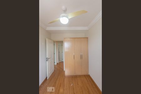 Apartamento à venda com 101m², 3 quartos e 2 vagasQuarto 2