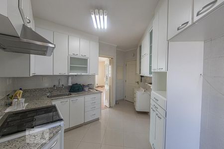 Apartamento à venda com 101m², 3 quartos e 2 vagasCozinha e Área de Serviço