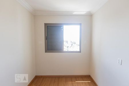 Apartamento à venda com 101m², 3 quartos e 2 vagasQuarto 2