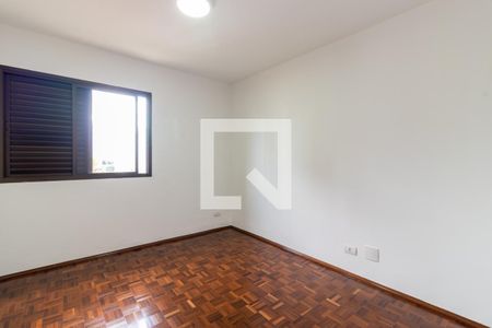 Apartamento à venda com 156m², 4 quartos e 2 vagas Apartamento à venda com 156m², 4 quartos e 2 vagasQuarto 4
