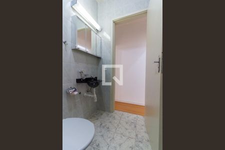 Casa para alugar com 80m², 3 quartos e 1 vaga Casa para alugar com 80m², 3 quartos e 1 vagaBanheiro Social