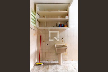 Casa para alugar com 80m², 3 quartos e 1 vaga Casa para alugar com 80m², 3 quartos e 1 vagaÁrea de Serviço