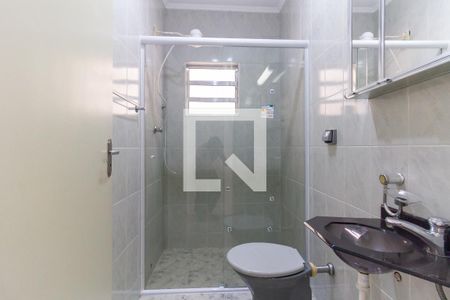Casa para alugar com 80m², 3 quartos e 1 vaga Casa para alugar com 80m², 3 quartos e 1 vagaBanheiro Social