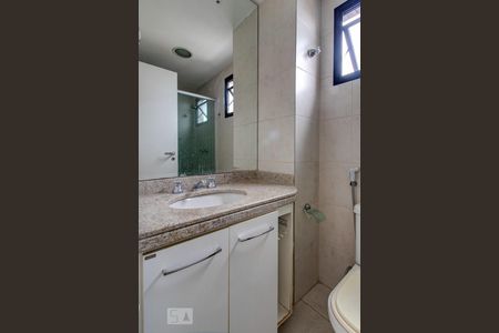 Banheiro de apartamento para alugar com 1 quarto, 41m² em Pinheiros, São Paulo