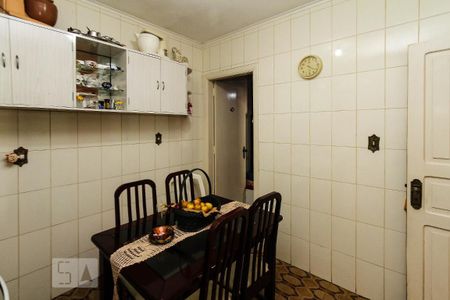 Casa à venda com 60m², 2 quartos e 2 vagasCozinha da Edícula