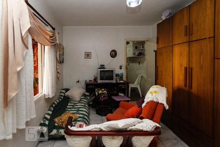 Casa à venda com 60m², 2 quartos e 2 vagasQuarto da Edicula