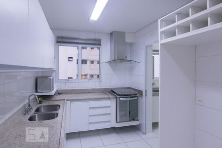 Apartamento para alugar com 150m², 3 quartos e 3 vagasCozinha