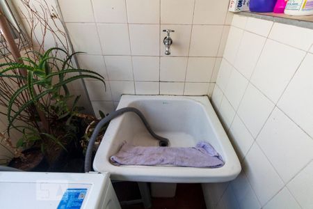 Apartamento à venda com 65m², 2 quartos e 1 vagaÁrea de Serviço