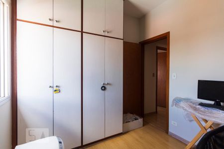 Apartamento à venda com 65m², 2 quartos e 1 vagaQuarto 2