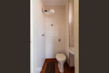 Apartamento à venda com 65m², 2 quartos e 1 vagaBanheiro de Serviço