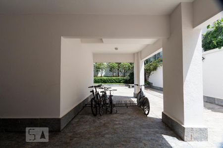 Área Externa de apartamento à venda com 2 quartos, 65m² em Chácara Inglesa, São Paulo