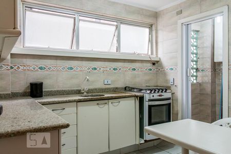 Apartamento para alugar com 74m², 2 quartos e 1 vaga Apartamento para alugar com 74m², 2 quartos e 1 vagaCozinha