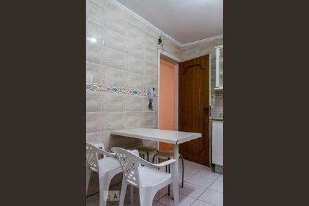 Apartamento para alugar com 74m², 2 quartos e 1 vaga Apartamento para alugar com 74m², 2 quartos e 1 vagaCozinha
