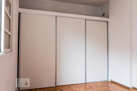 Quarto 1 de apartamento para alugar com 2 quartos, 74m² em Jardim Paulista, São Paulo
