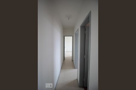 Corredor de apartamento para alugar com 2 quartos, 54m² em Engenho Novo, Rio de Janeiro