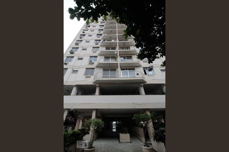 Apartamento para alugar com 54m², 2 quartos e 1 vagaFachada